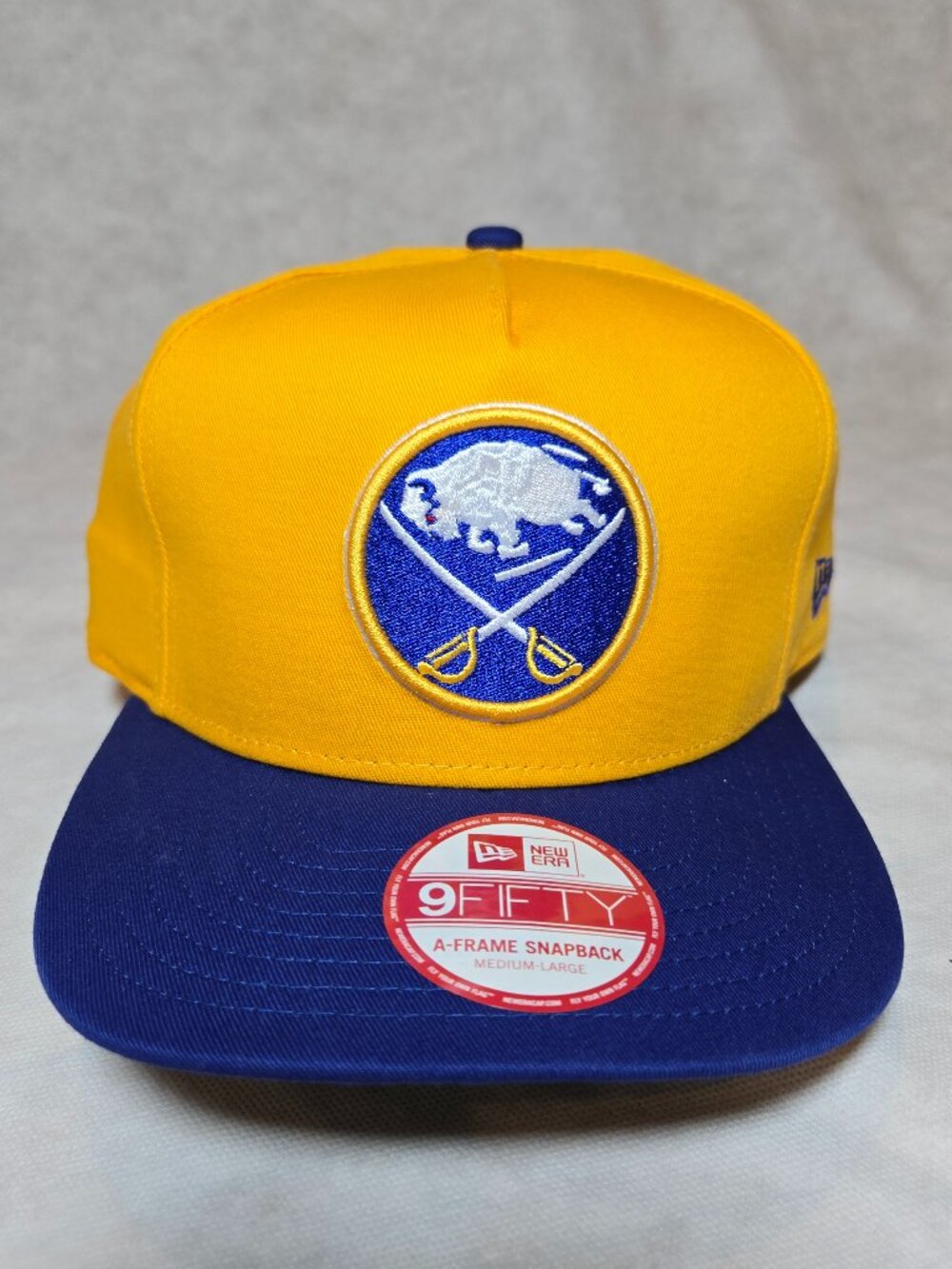Buffalo Sabres Hat Cap 9Fifty New Era Medium to Large Adult Snapback Yellow Blue